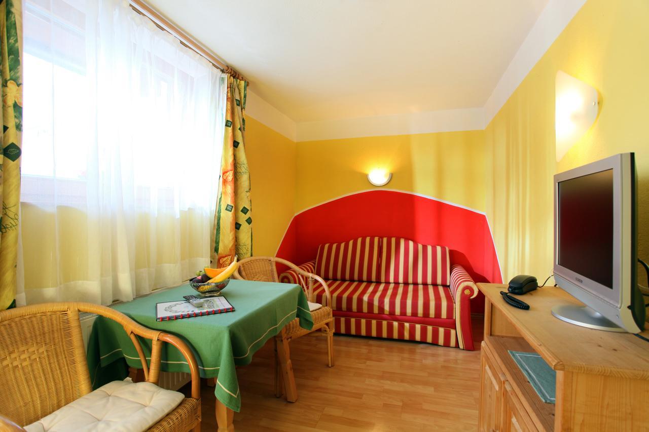 Alpenhotel Landhaus Kuechl Kirchberg in Tirol Esterno foto
