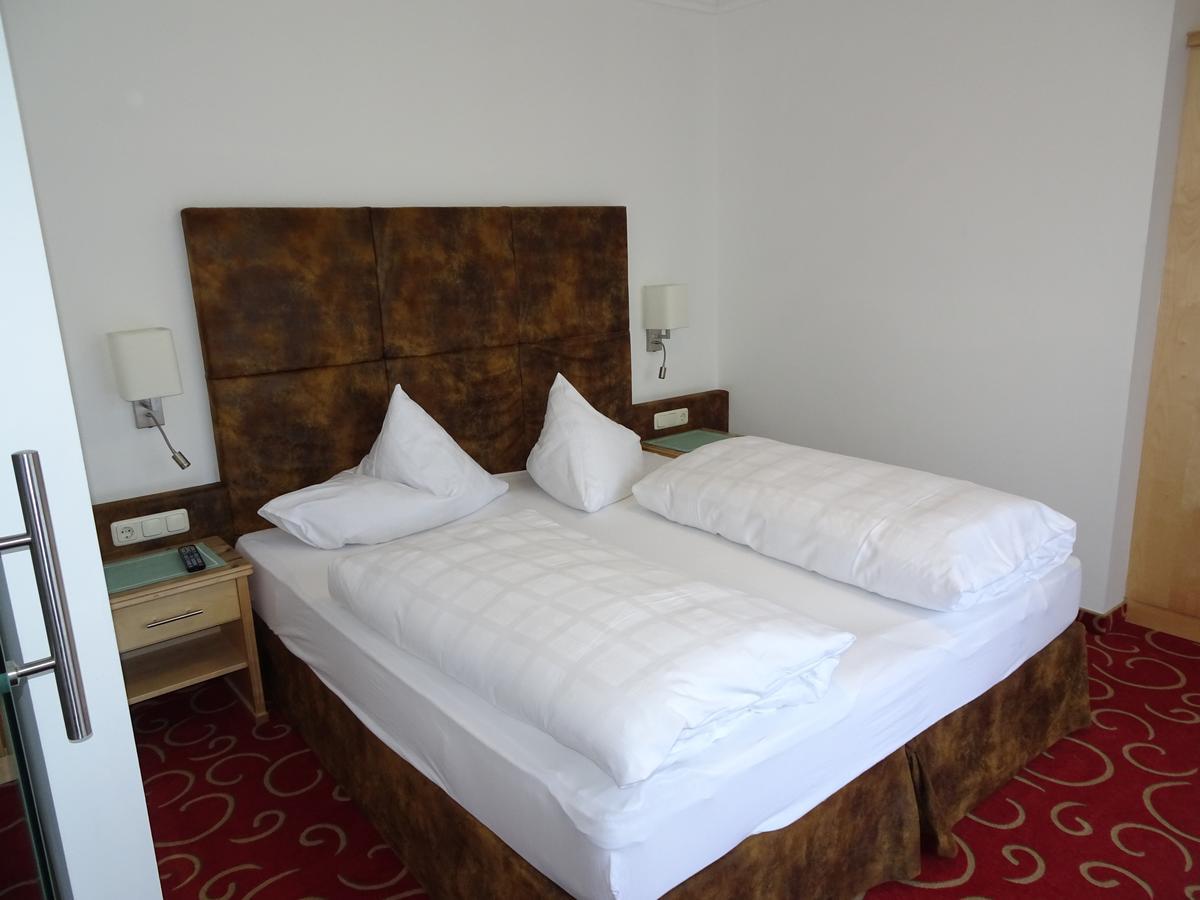 Alpenhotel Landhaus Kuechl Kirchberg in Tirol Esterno foto